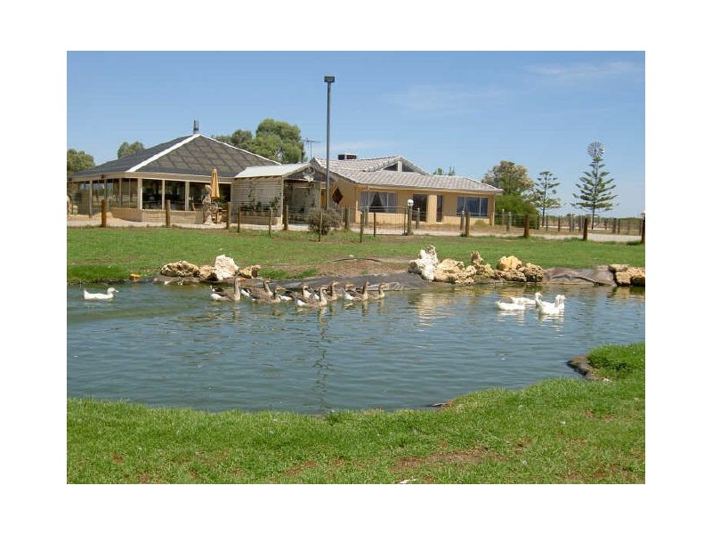 899 Elliot Road, Keysbrook WA 6126