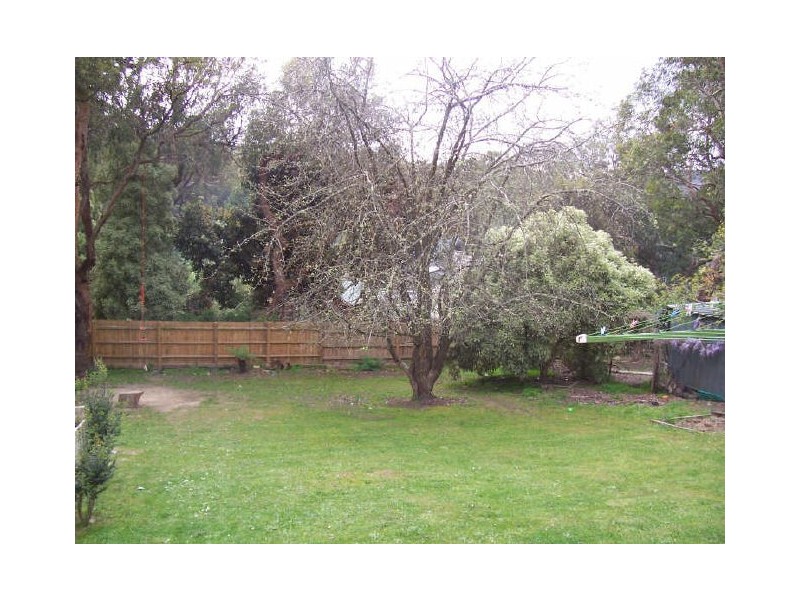 23 Dean Crescent, Launching Place VIC 3139