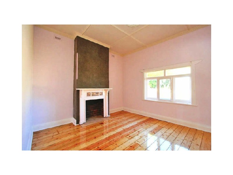 15 Fourth Avenue, Cheltenham SA 5014