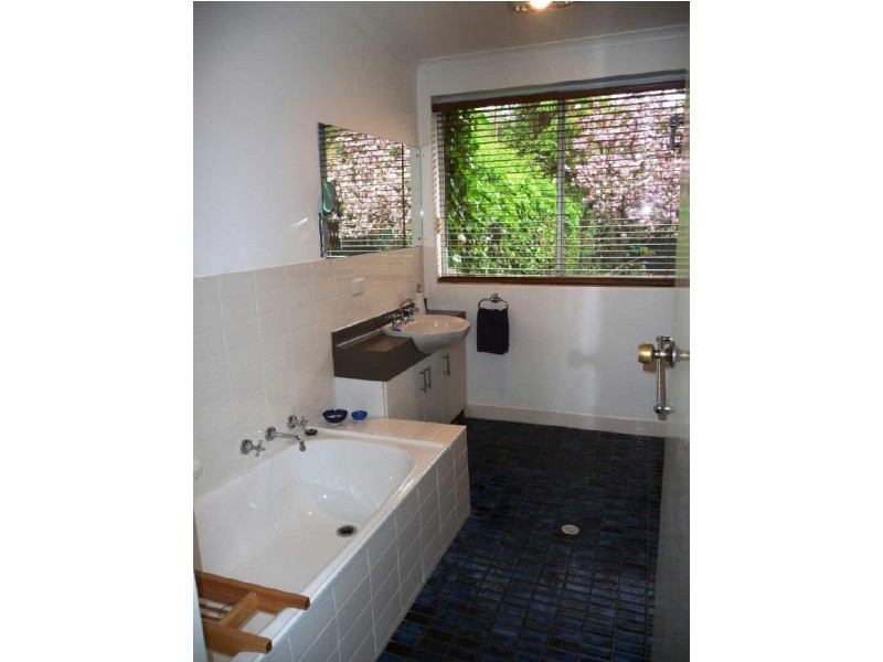 1 Bertie Street, West Hindmarsh SA 5007