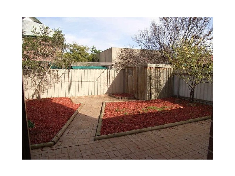 2/24 Victoria Street, Glanville SA 5015