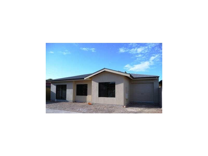 1a Ernest Street, Taperoo SA 5017