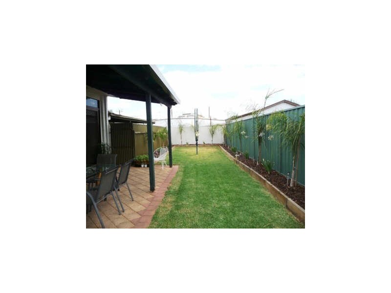 4/11 Thornton Street, Greenacres SA 5086