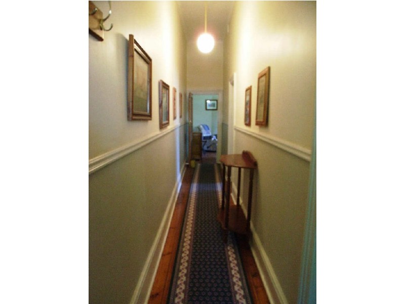 121 Port Road, Queenstown SA 5014