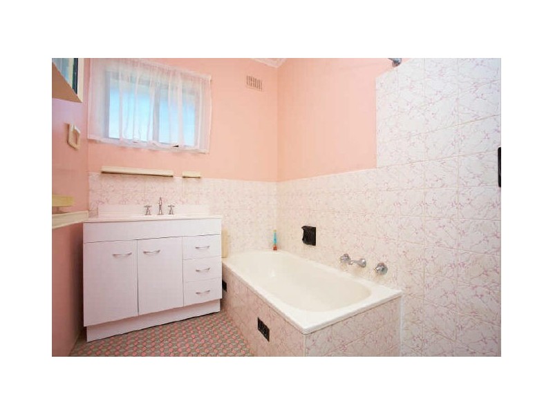 8 Ariel Street, Pennington SA 5013