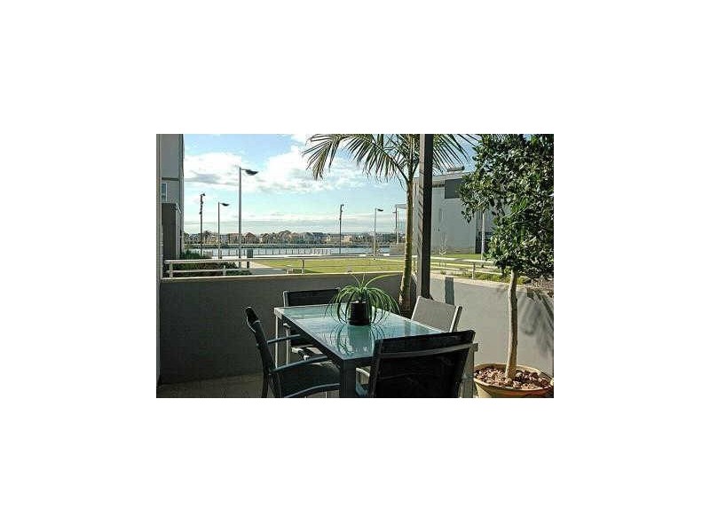 1 Kudlyo Close Newport Quays, Port Adelaide SA 5015