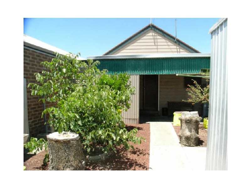 19 Langham Place, Port Adelaide SA 5015