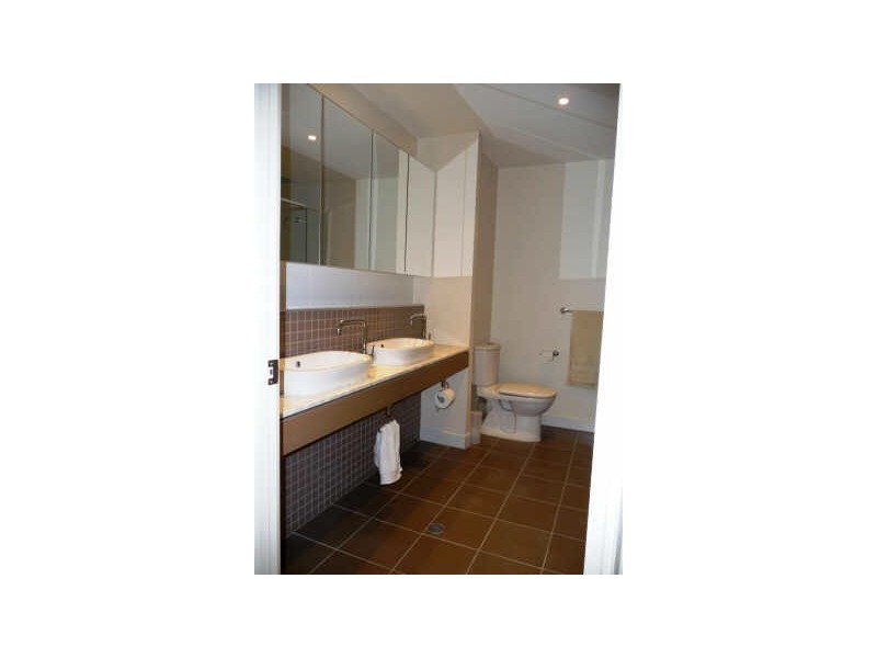 511 Spinnaker Newport Quays, Port Adelaide SA 5015