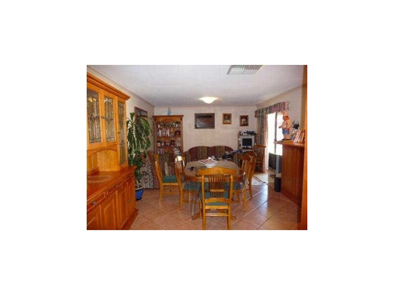 8 Cherry Avenue, North Haven SA 5018