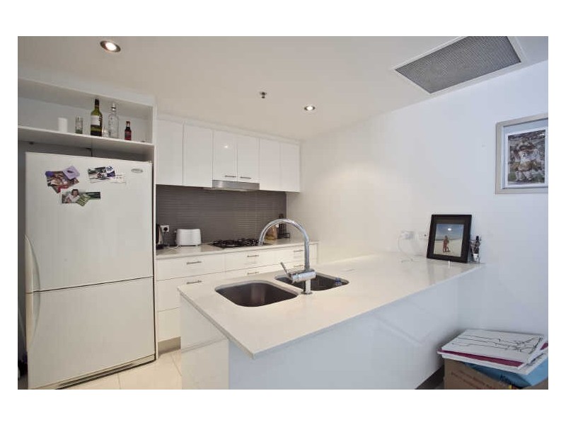 1108/33 T E Peters Drive, Broadbeach QLD 4218