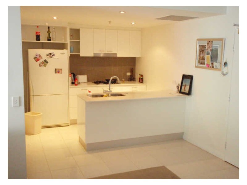 1108/33 T E Peters Drive, Broadbeach QLD 4218