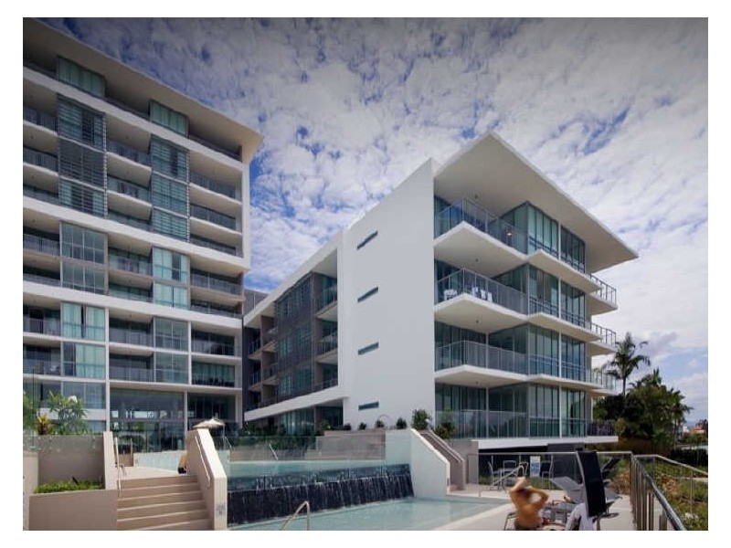 1108/33 T E Peters Drive, Broadbeach QLD 4218