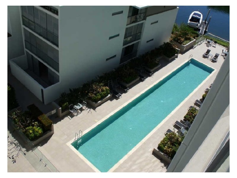 1108/33 T E Peters Drive, Broadbeach QLD 4218