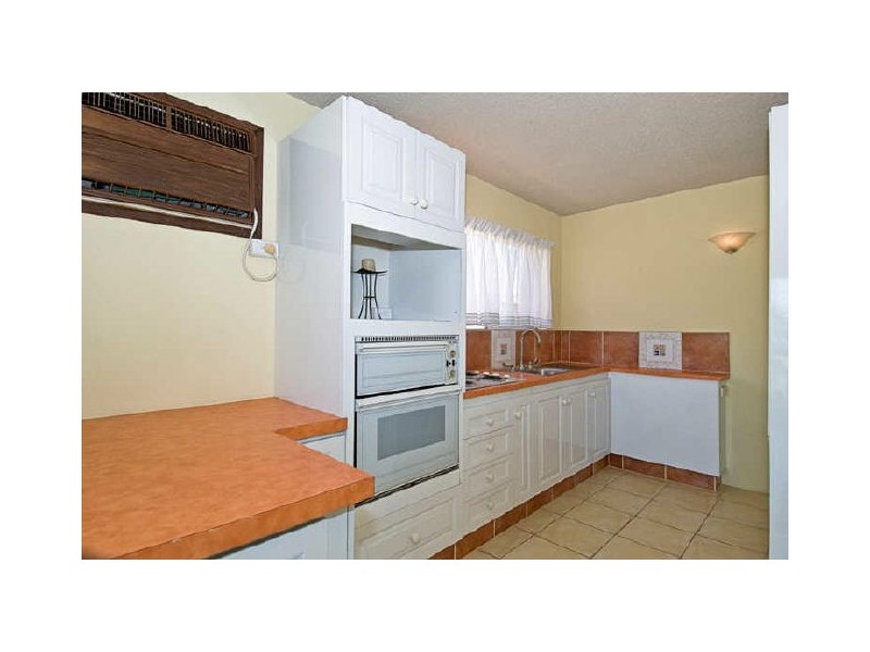 137 Campbell St, Sorrento QLD 4217