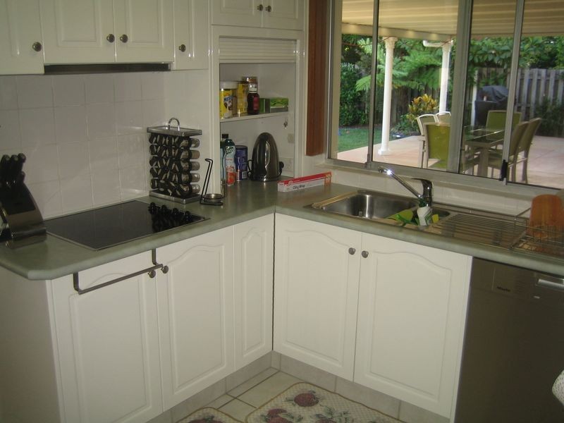 3 Tirau Place, Broadbeach Waters QLD 4218