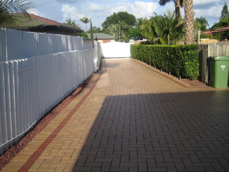 3 Tirau Place, Broadbeach Waters QLD 4218