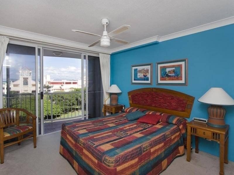 Broadbeach QLD 4218