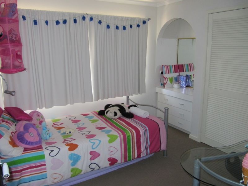 Broadbeach Waters QLD 4218