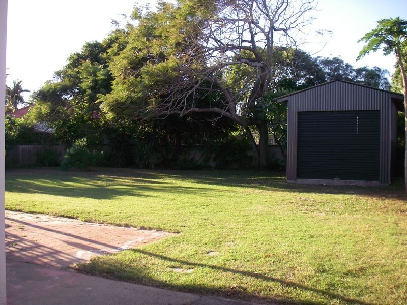 11 Karbunya, Mermaid Waters QLD 4218