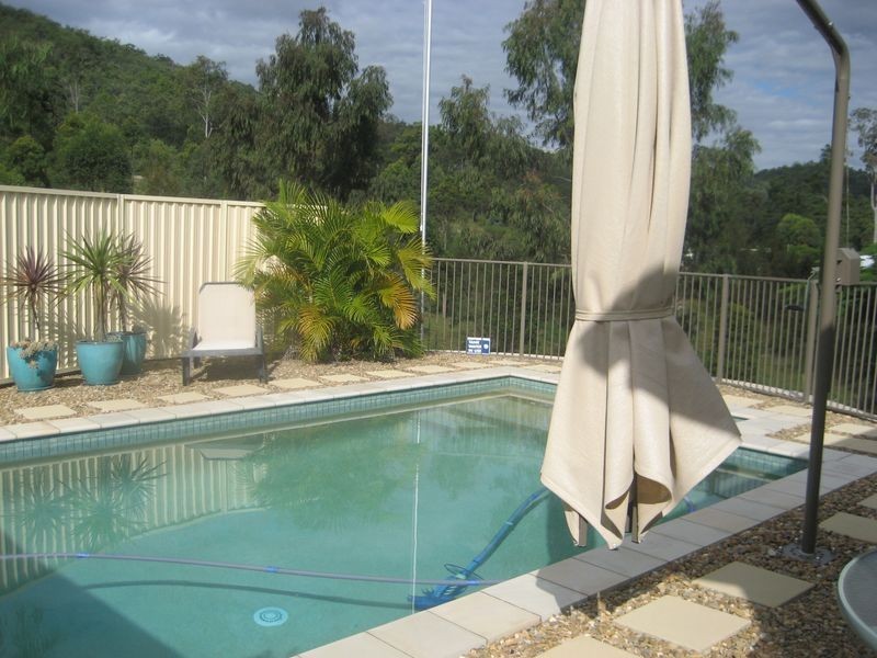 4 Honey Eater Court, Gilston QLD 4211