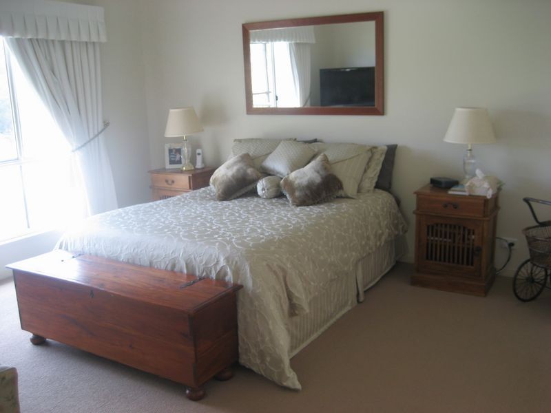 4 Honey Eater Court, Gilston QLD 4211