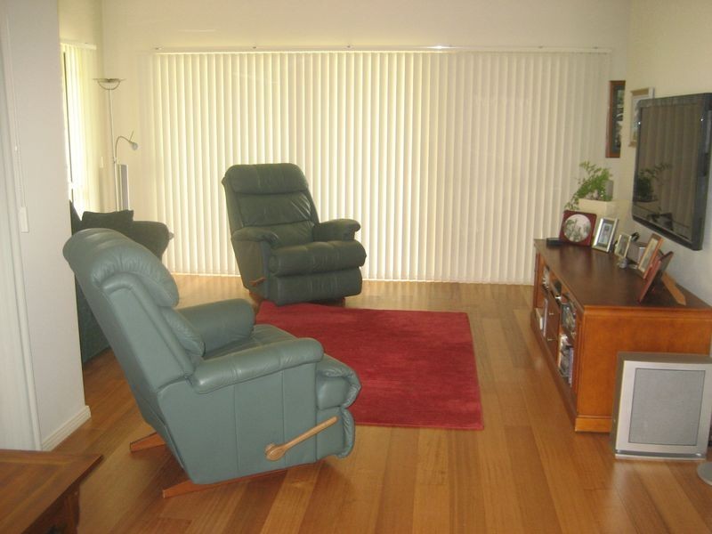 4 Honey Eater Court, Gilston QLD 4211
