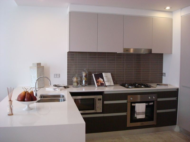 Carrara QLD 4211