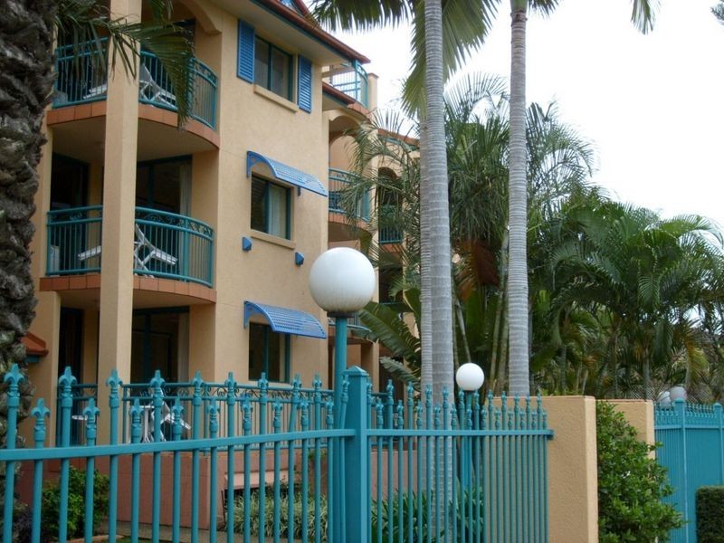 Broadbeach QLD 4218