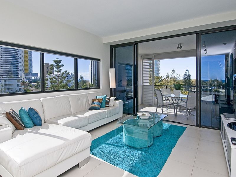 Broadbeach QLD 4218