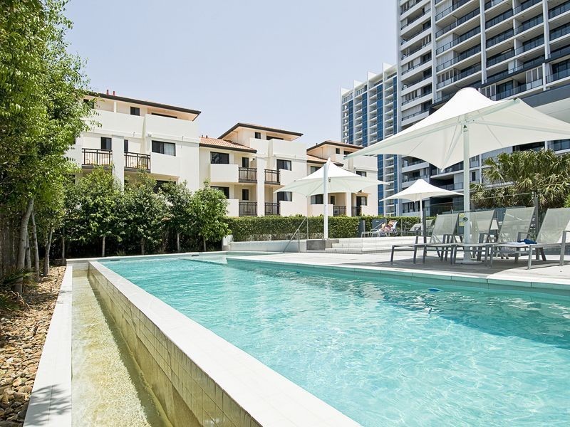 Broadbeach QLD 4218