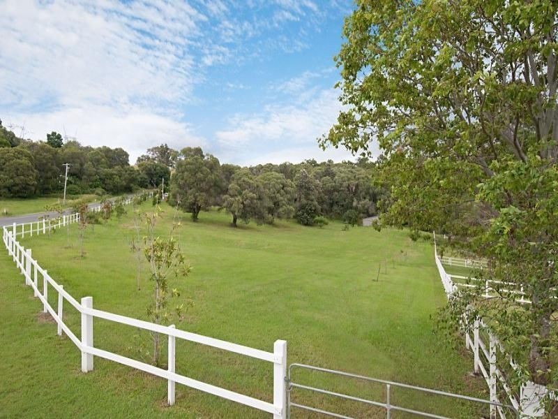 Guanaba QLD 4210