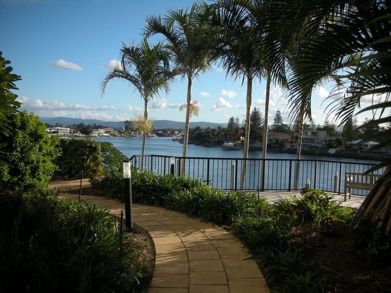 6/2894 Gold Coast Highway, Surfers Paradise QLD 4217