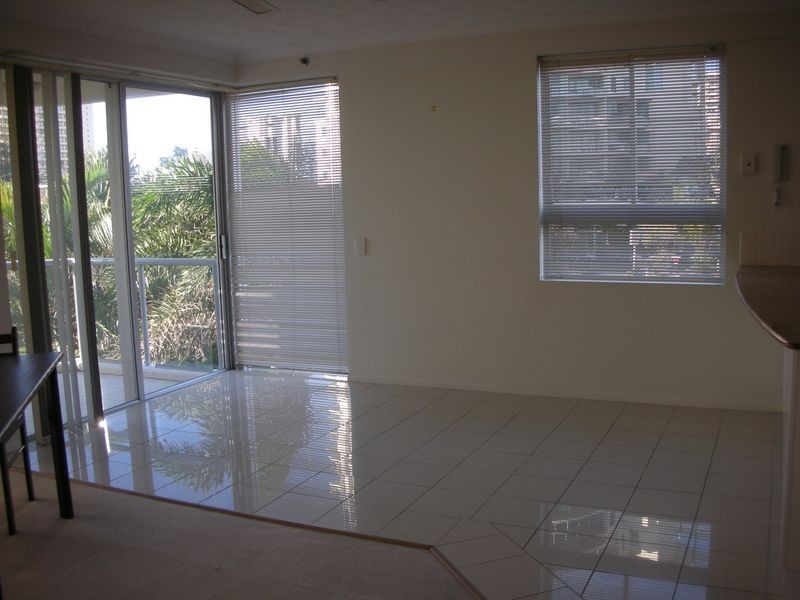 6/2894 Gold Coast Highway, Surfers Paradise QLD 4217