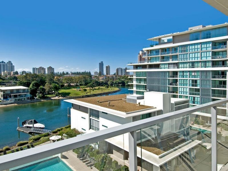 2401/33 T E Peters Drive, Broadbeach QLD 4218