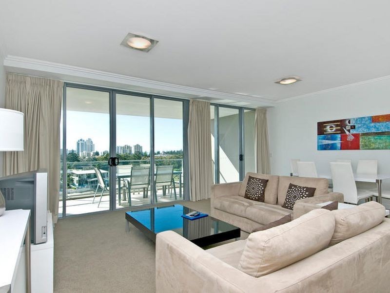 2401/33 T E Peters Drive, Broadbeach QLD 4218