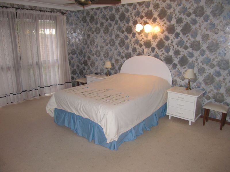 Broadbeach Waters QLD 4218