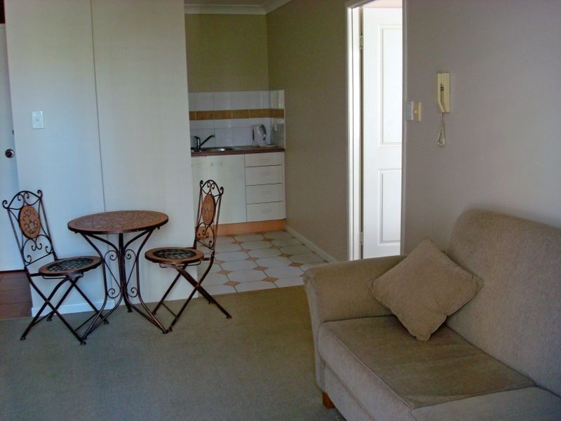 31/25 Markwell Avenue, Surfers Paradise QLD 4217