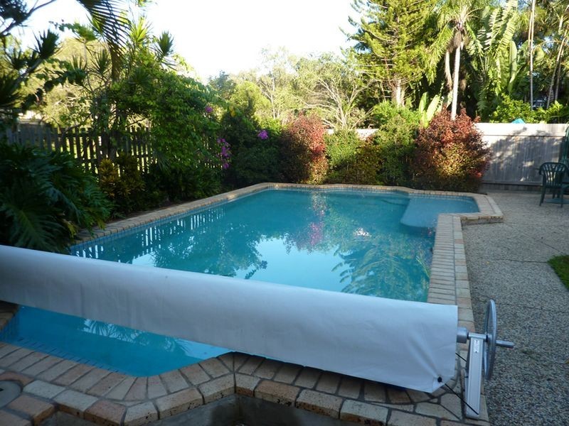 8 Gurrah Avenue, Southport QLD 4215