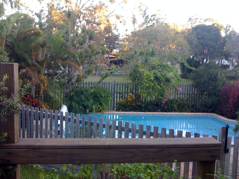 8 Gurrah Avenue, Southport QLD 4215