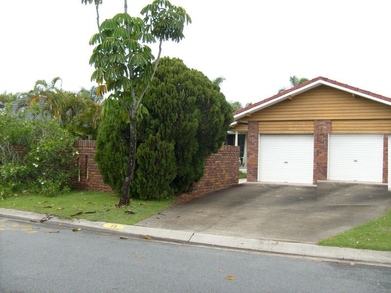 98 Hooker Boulevard, Mermaid Waters QLD 4218