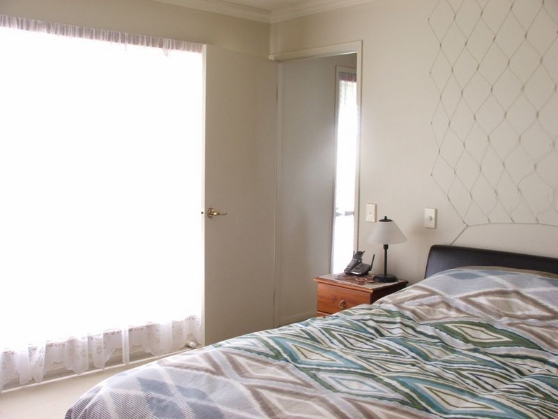 Clear Island Waters QLD 4226