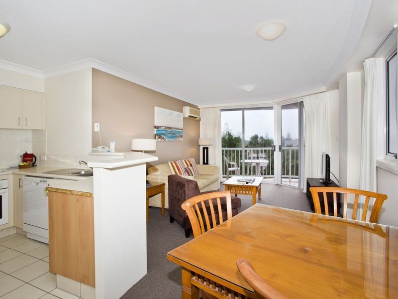 Broadbeach QLD 4218