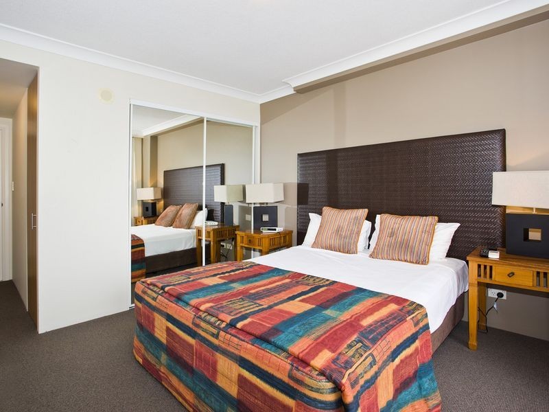 Broadbeach QLD 4218