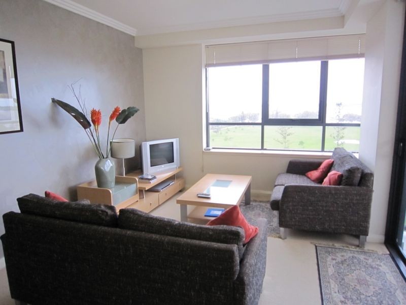 25/136 Marine Parade, Southport QLD 4215