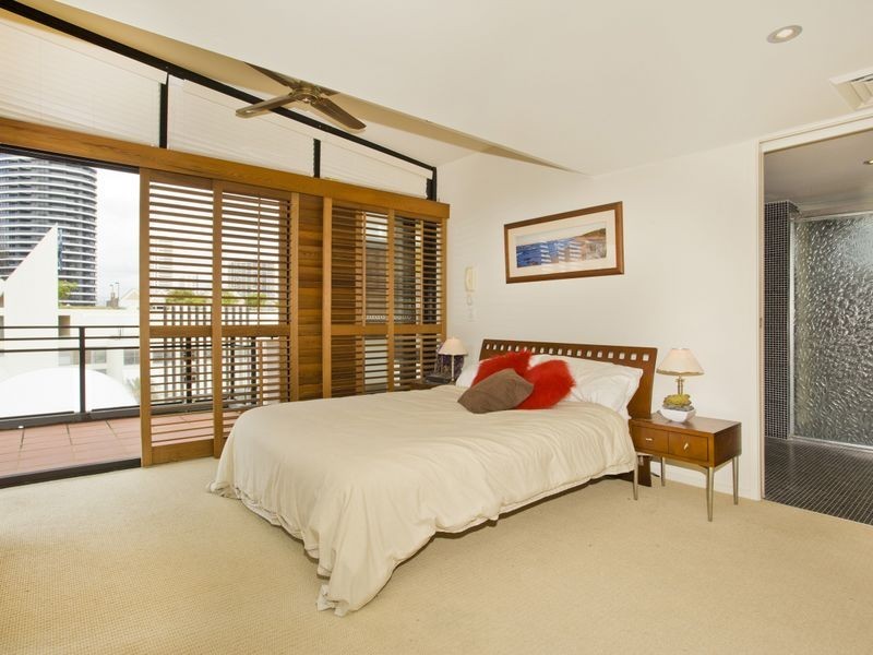 Broadbeach QLD 4218