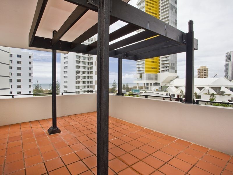 Broadbeach QLD 4218