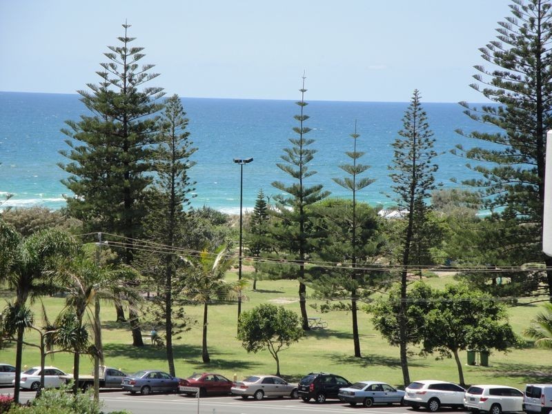 Broadbeach QLD 4218