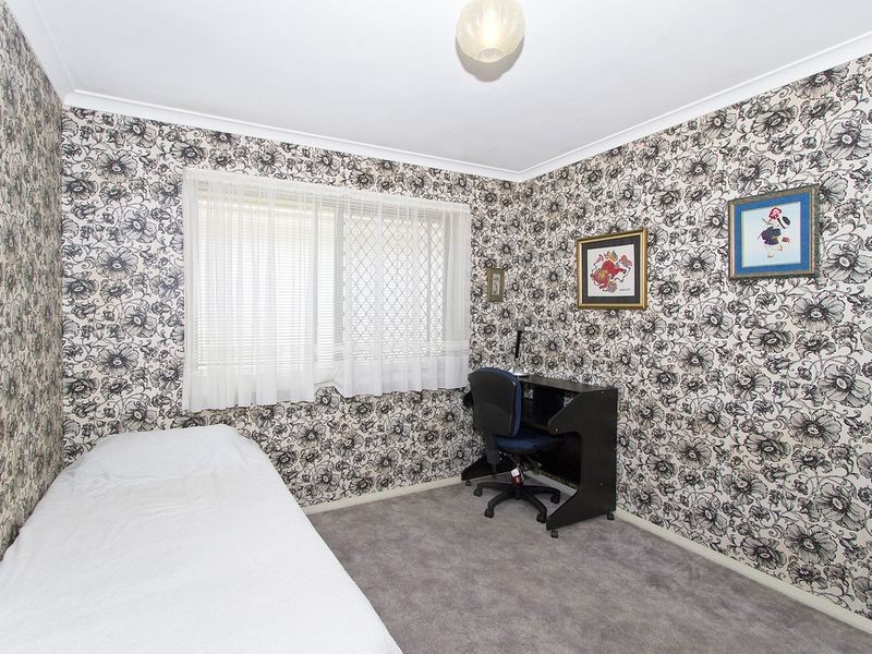 17 Miami Key, Broadbeach Waters QLD 4218