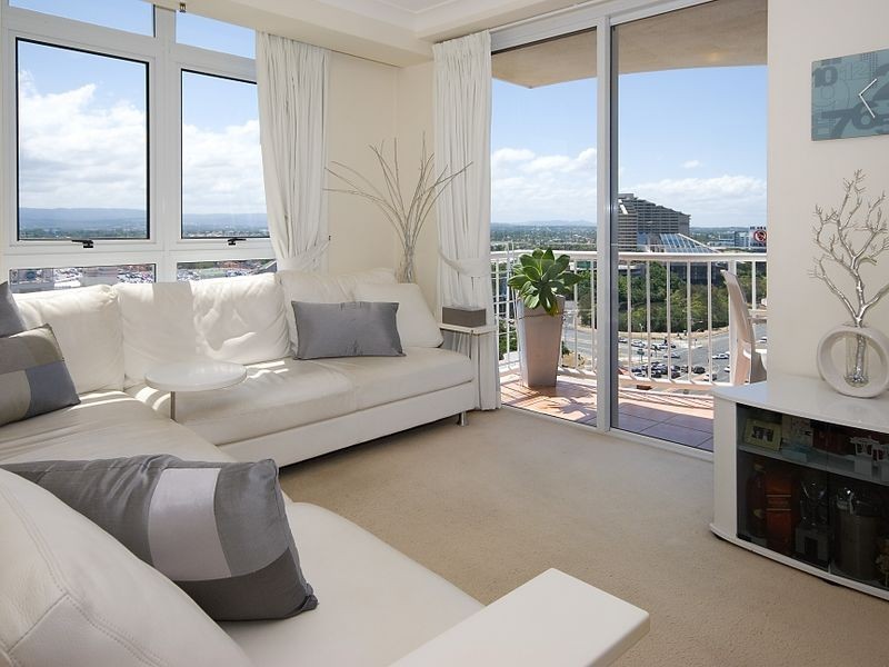 1141/2623 Gold Coast Highway, Broadbeach QLD 4218