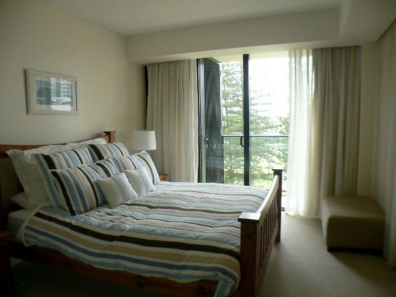 305/2685 Gold Coast Highway, Broadbeach QLD 4218